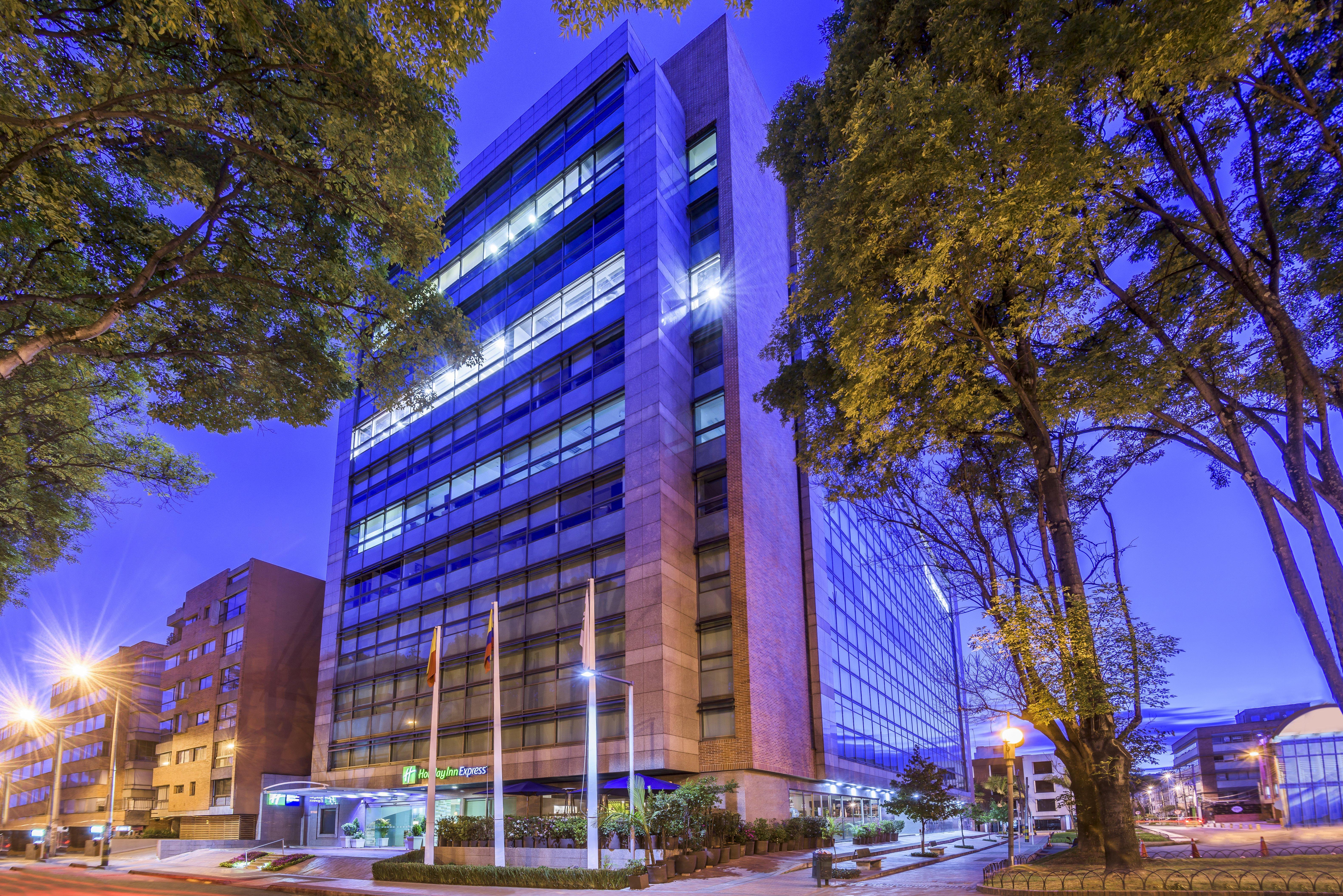 Holiday Inn Express Bogota - Parque La 93 By Ihg Dış mekan fotoğraf