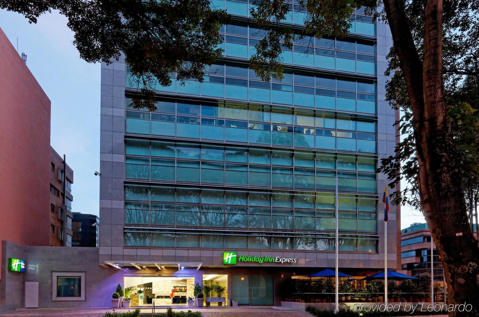 Holiday Inn Express Bogota - Parque La 93 By Ihg Dış mekan fotoğraf