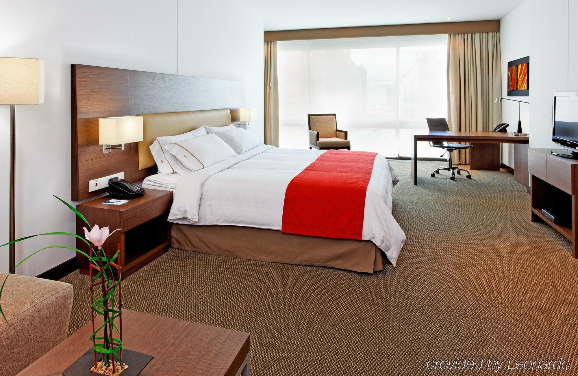Holiday Inn Express Bogota - Parque La 93 By Ihg Dış mekan fotoğraf
